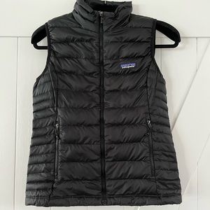 Black Patagonia vest
